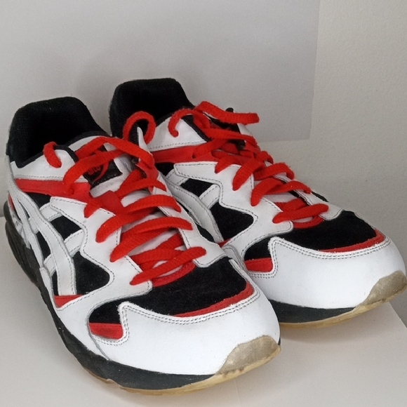 Asics Red and Black Athletic Shoes - Picture 1 of 6